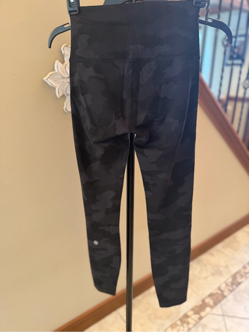 Lululemon Black Camo High Rise Leggings Size 4